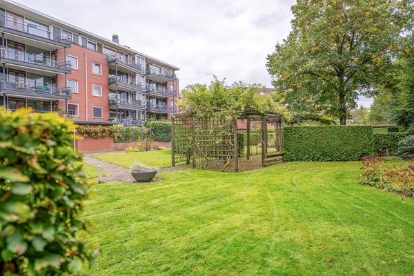 Medium property photo - Hengeveldstraat 82, 3572 KJ Utrecht